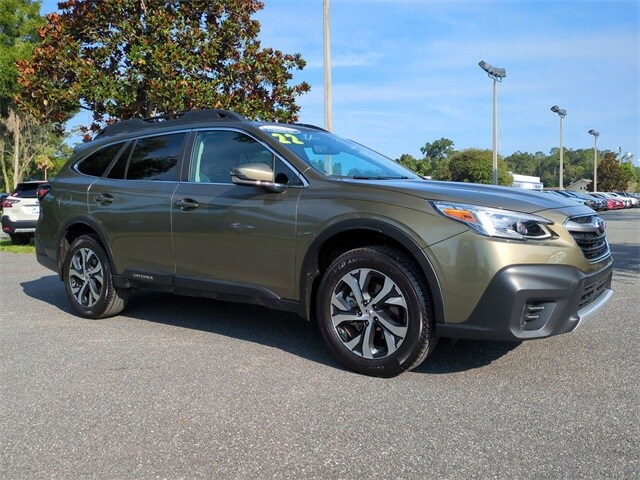 2022 Subaru Outback Limited photo 2