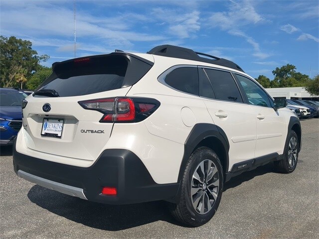 2025 Subaru Outback Limited photo 2