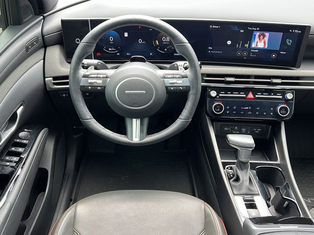 2025 Hyundai Santa Cruz Limited - Photo 15