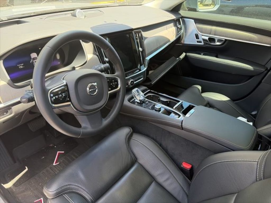 Used 2023 Volvo S90 Recharge Plug-In Hybrid Ultimate Sedan