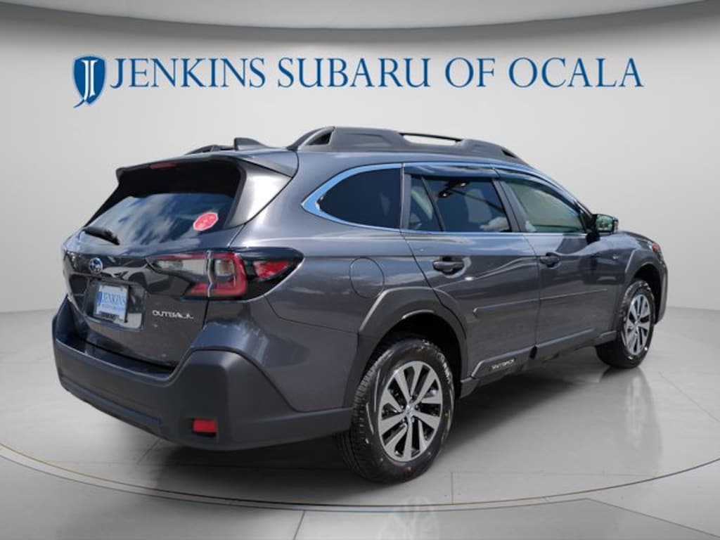 Used 2025 Subaru Outback Premium SUV