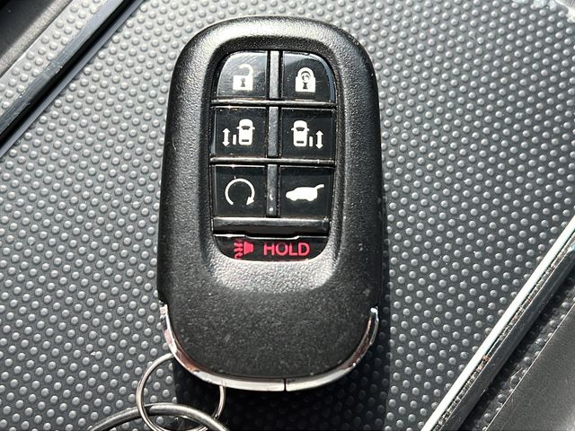 2025 Honda Odyssey EX-L - Photo 27