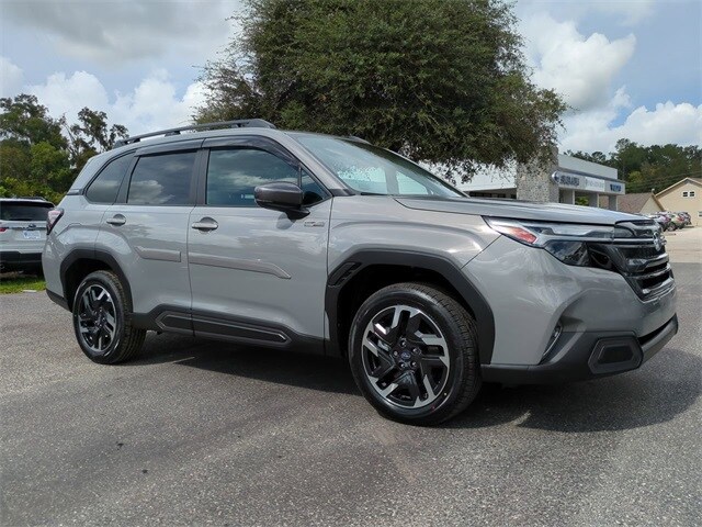 2025 Subaru Forester Limited photo 2