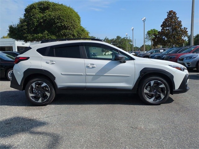2025 Subaru Crosstrek Limited photo 3