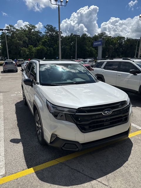 2025 Subaru Forester Touring's photo