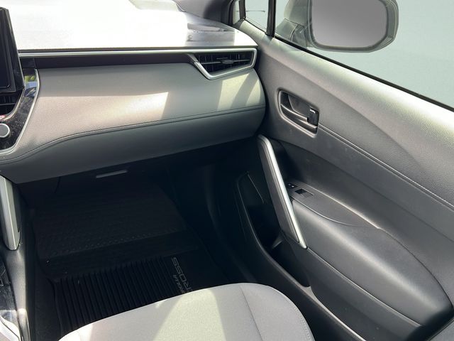 2024 Toyota Corolla Cross S - Photo 13