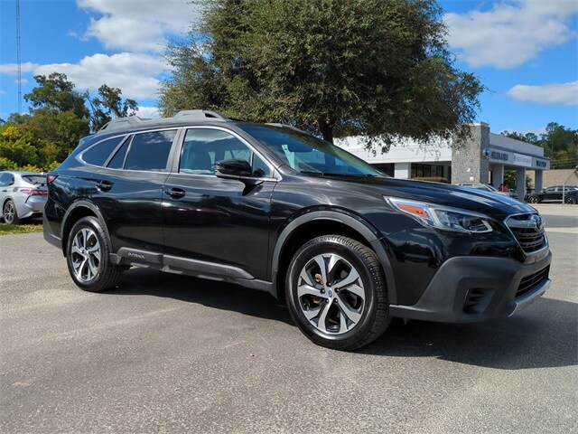 2020 Subaru Outback Limited photo 2