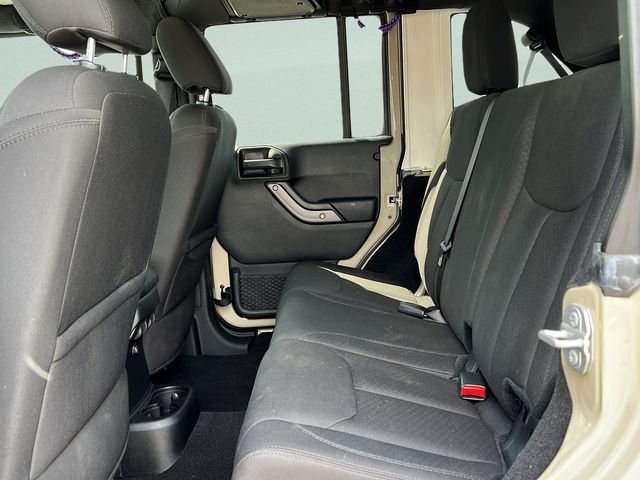 2017 Jeep Wrangler Unlimited Sport S - Photo 10