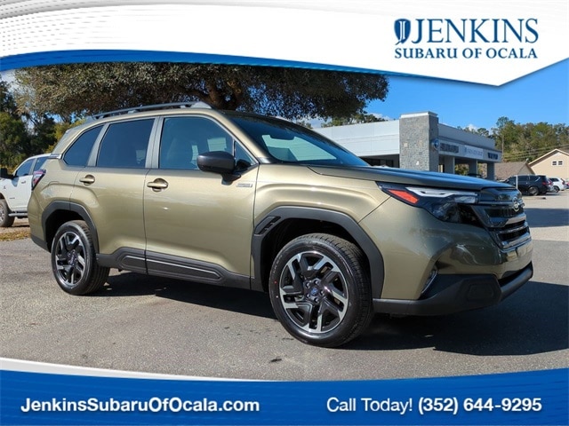 2025 Subaru Forester Premium's photo