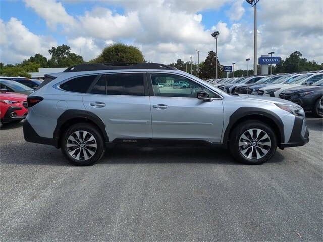 2025 Subaru Outback Limited photo 2