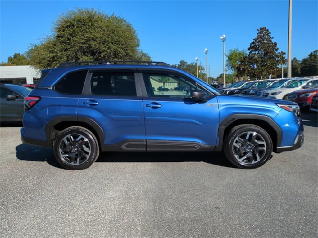 New 2025 Subaru Forester Hybrid Limited SUV