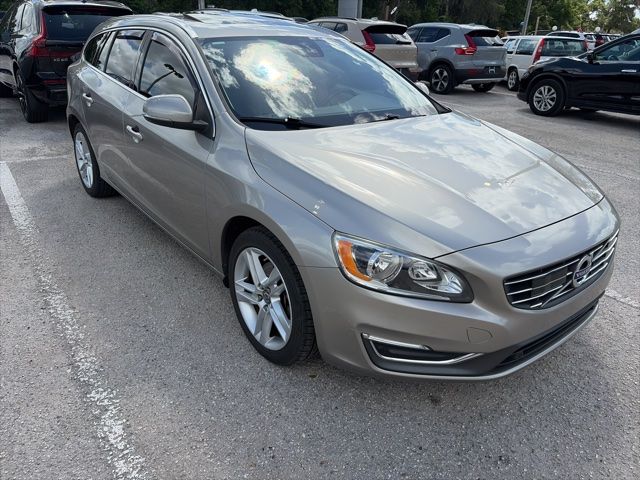 2015 Volvo V60 Premier Plus