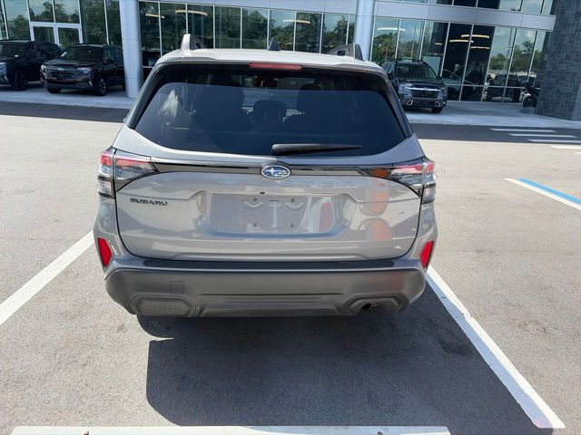 2025 Subaru Forester Premium - Photo 4