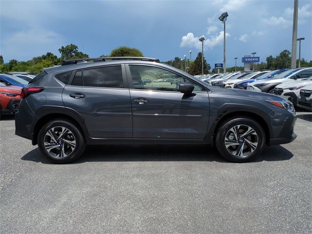 2025 Subaru Crosstrek Premium photo 3