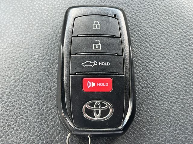 2024 Toyota Tacoma Limited - Photo 28