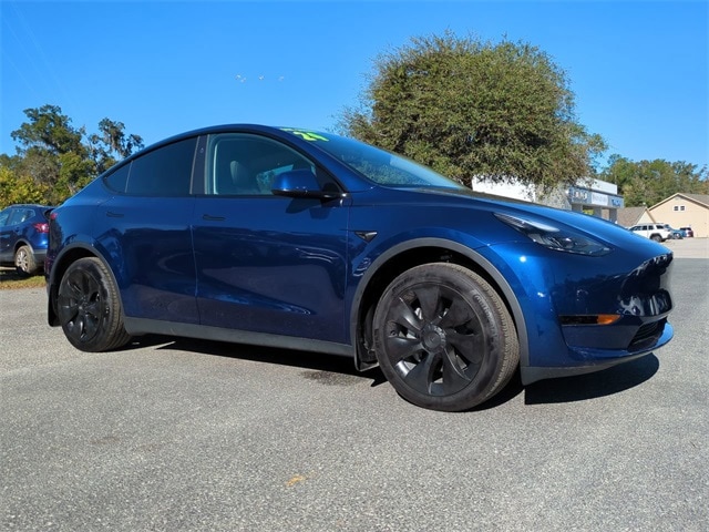 Used 2024 Tesla Model Y Long Range with VIN 7SAYGDED1RF096787 for sale in Ocala, FL