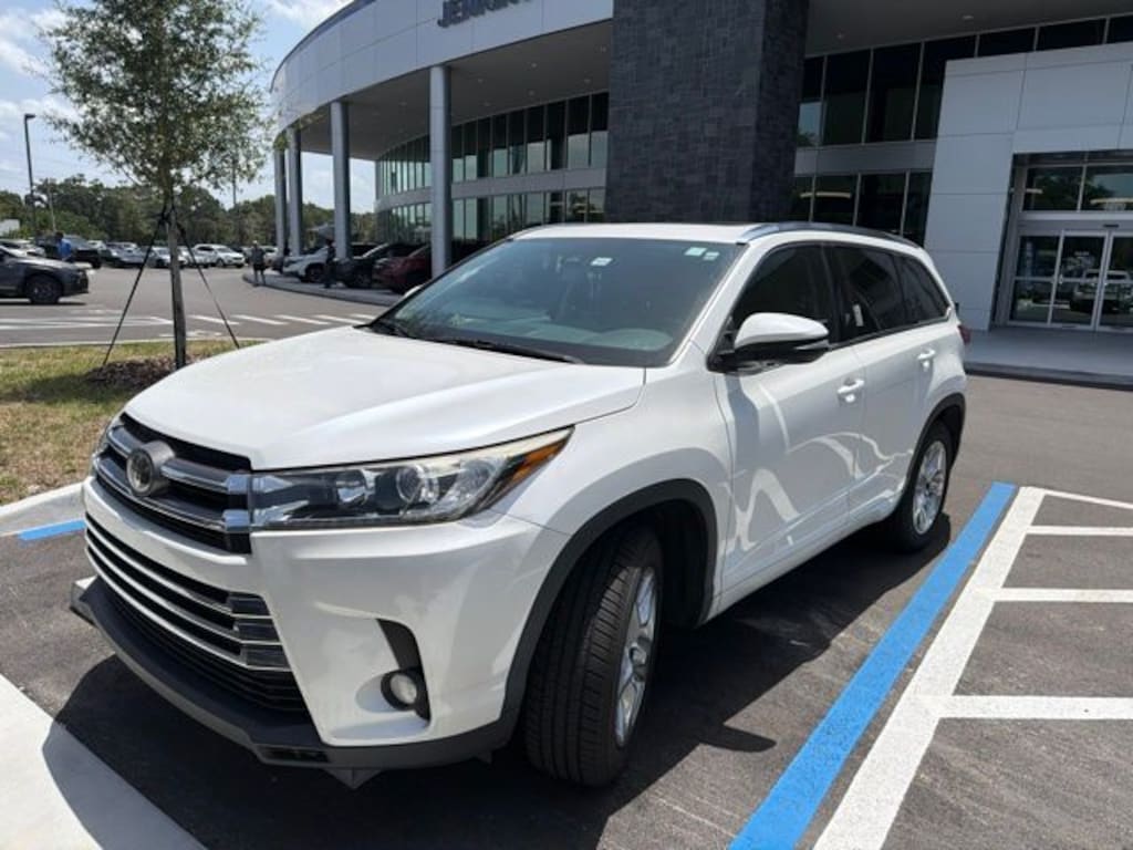 Used 2018 Toyota Highlander Limited SUV