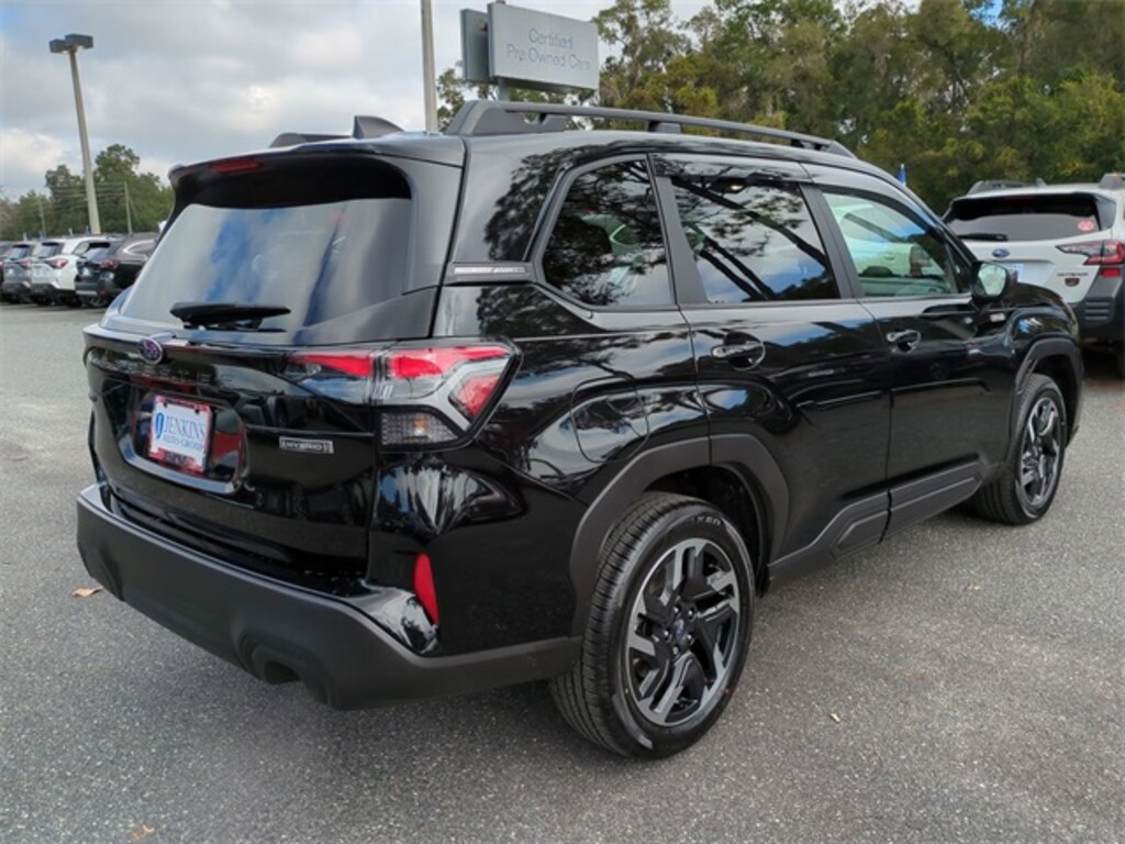 New 2025 Subaru Forester Hybrid Premium SUV