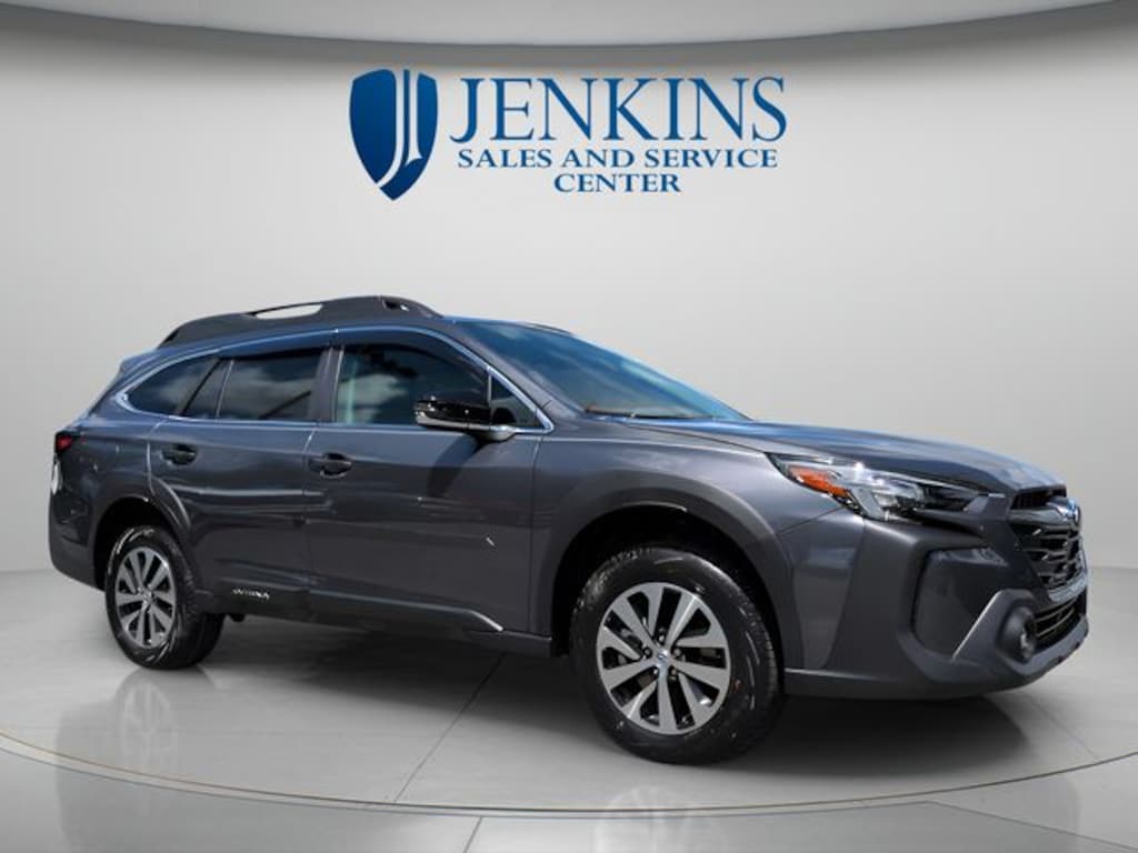 Used 2025 Subaru Outback Premium SUV