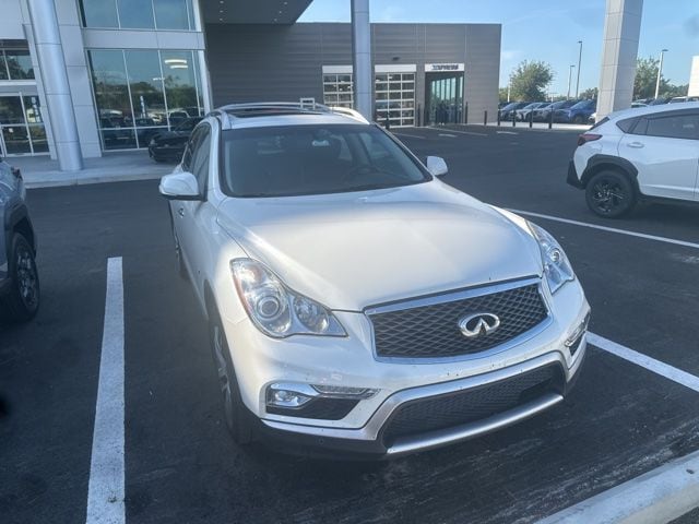 2017 INFINITI QX50 AWD's photo