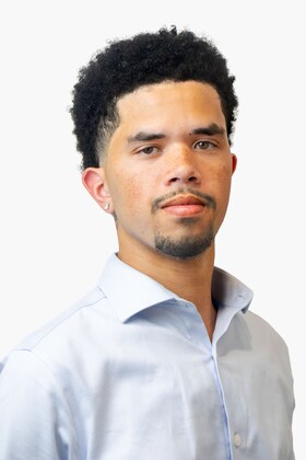 Staff member Patrick Beverly from ID_3c9284709680