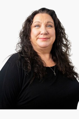 Staff member Genevieve Riegg from ID_7cc8e129bce4