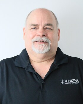 Staff member Howard Steele from ID_56ae52cb1b64