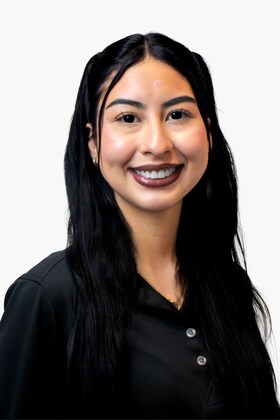 Staff member Valeria Montoya from ID_a03872a41bdc