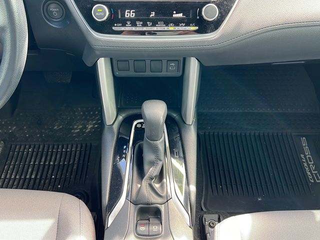 2024 Toyota Corolla Cross S - Photo 15