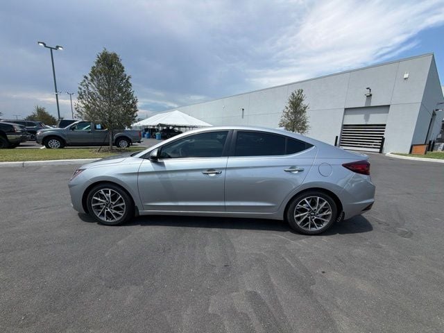 2020 Hyundai Elantra Limited - Photo 7