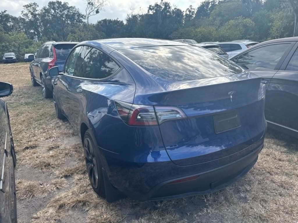 Used 2024 Tesla Model Y Long Range SUV