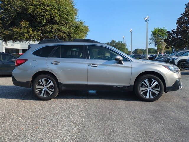 2019 Subaru Outback 2.5i photo 3
