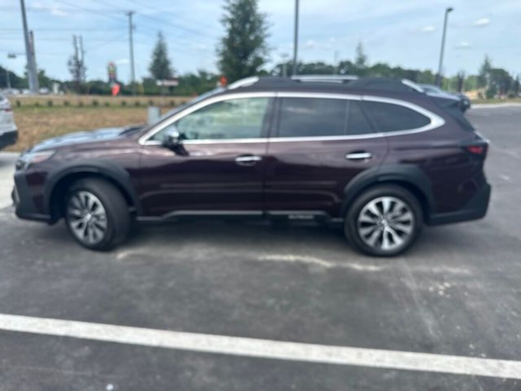 Used 2023 Subaru Outback Touring SUV