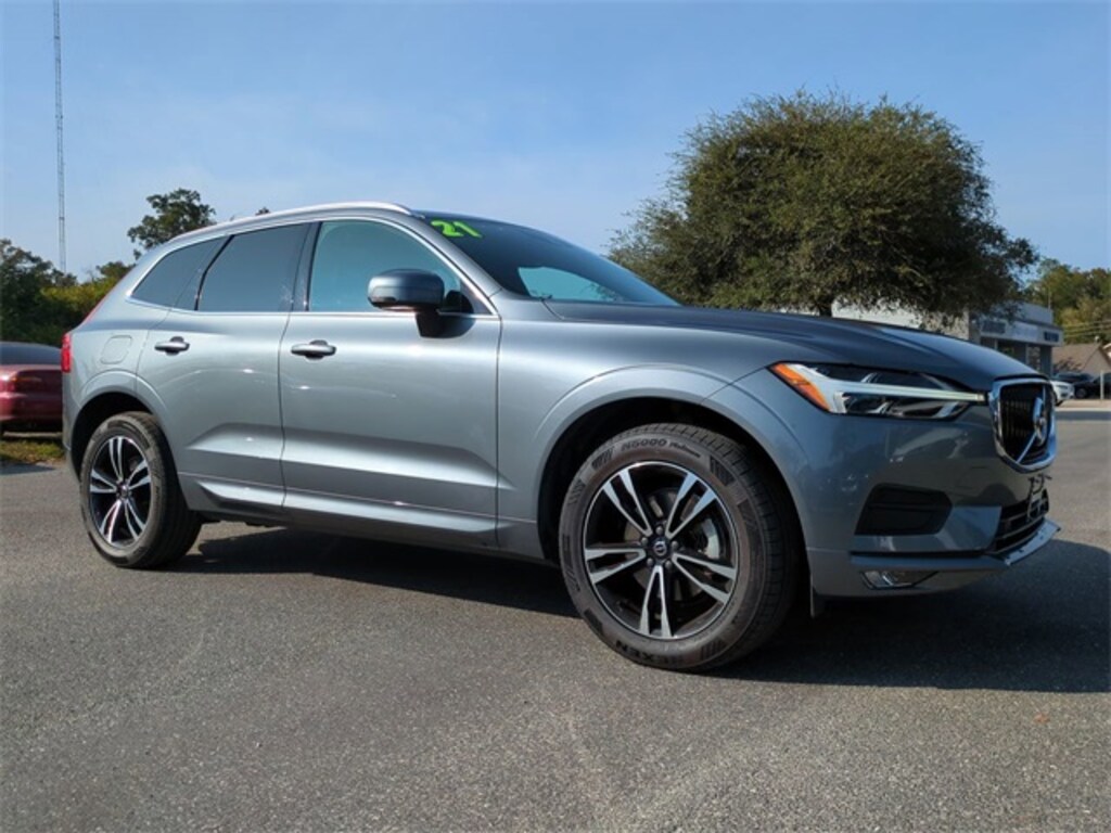 Used 2021 Volvo XC60 T5 Momentum SUV