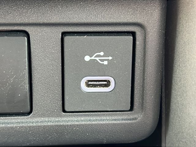 2024 Toyota Corolla Cross S - Photo 17