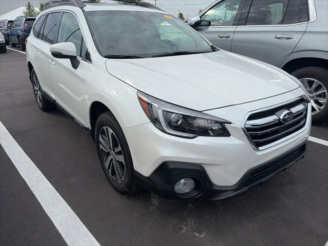 2019 Subaru Outback 2.5i Limited's photo