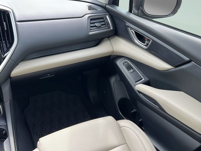 2024 Subaru Ascent Limited - Photo 16