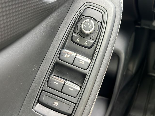 2022 Subaru Forester Limited - Photo 21