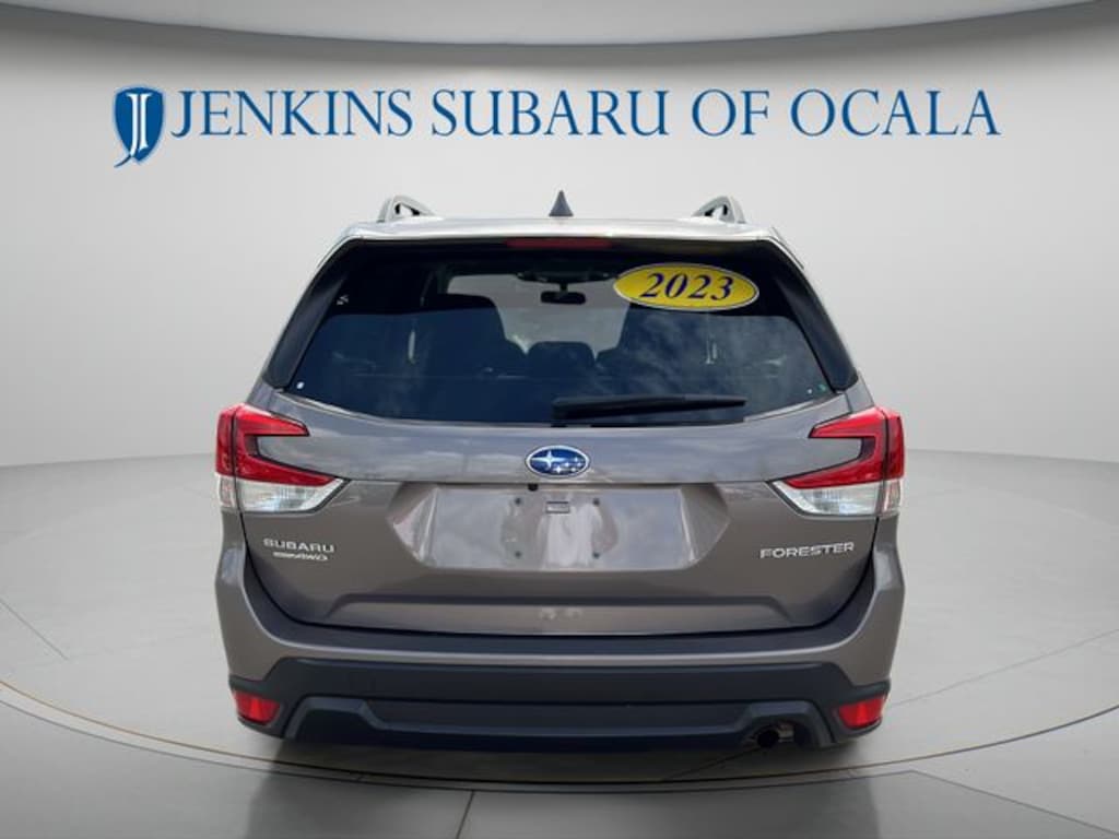 Used 2023 Subaru Forester Premium SUV