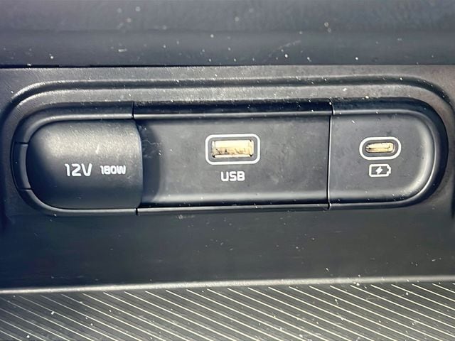 2024 Kia Sportage LX - Photo 17