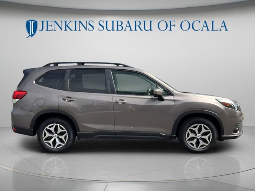 Used 2023 Subaru Forester Premium SUV