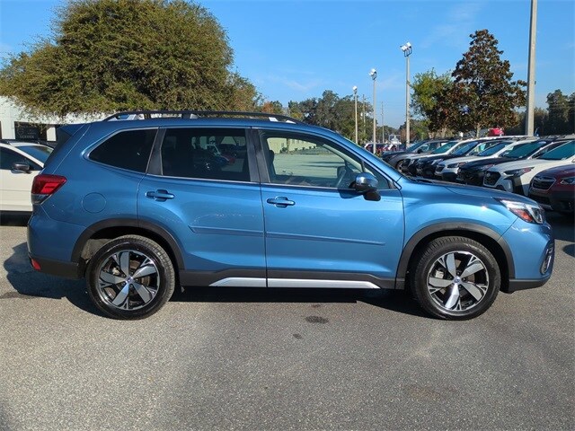 2021 Subaru Forester Touring photo 3