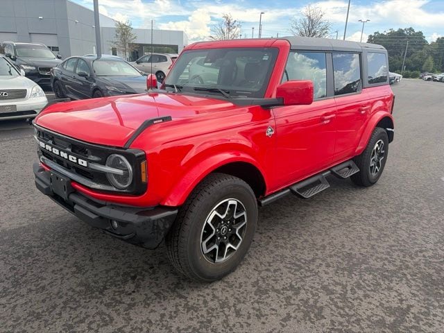2023 Ford Bronco 4-Door Outer Banks - Photo 1