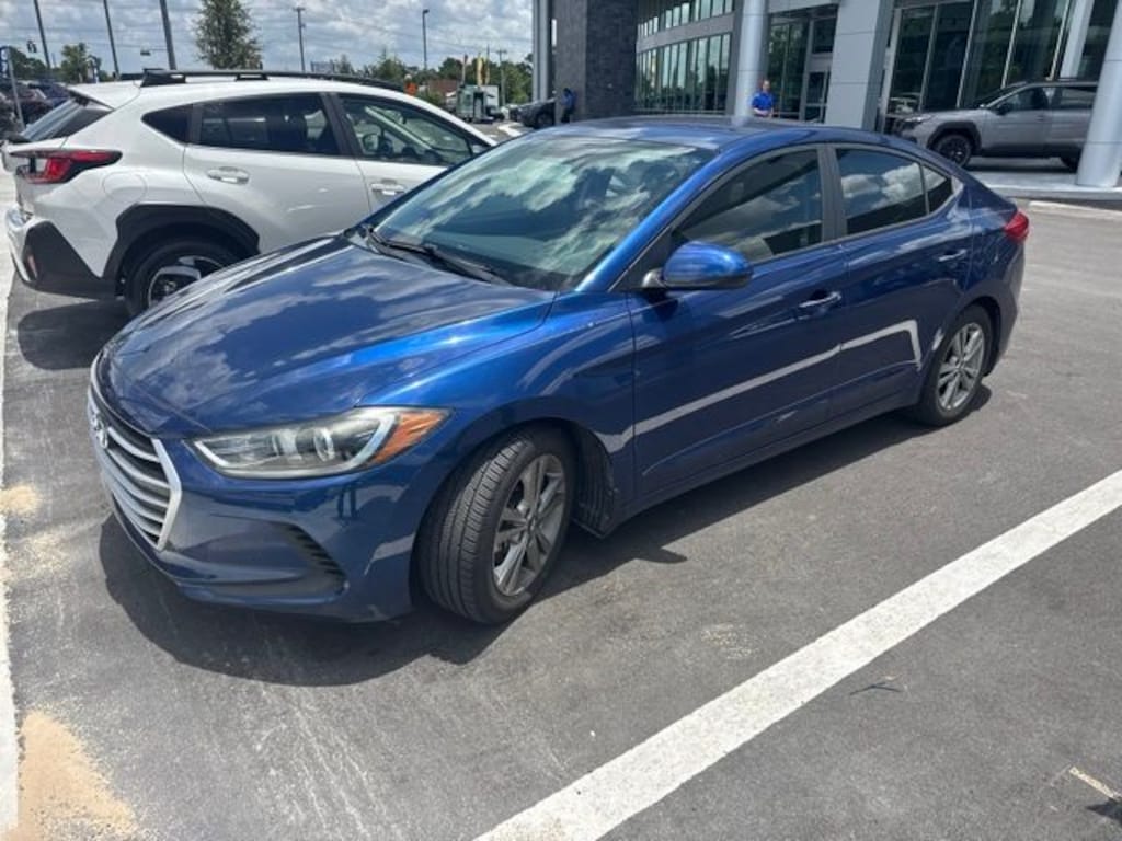 Used 2017 Hyundai Elantra SE Sedan