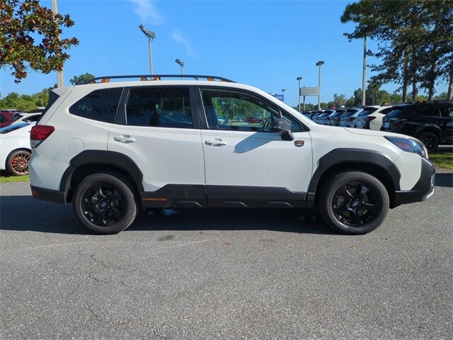 2022 Subaru Forester Wilderness photo 2