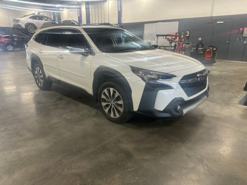 Used 2025 Subaru Outback Touring XT SUV