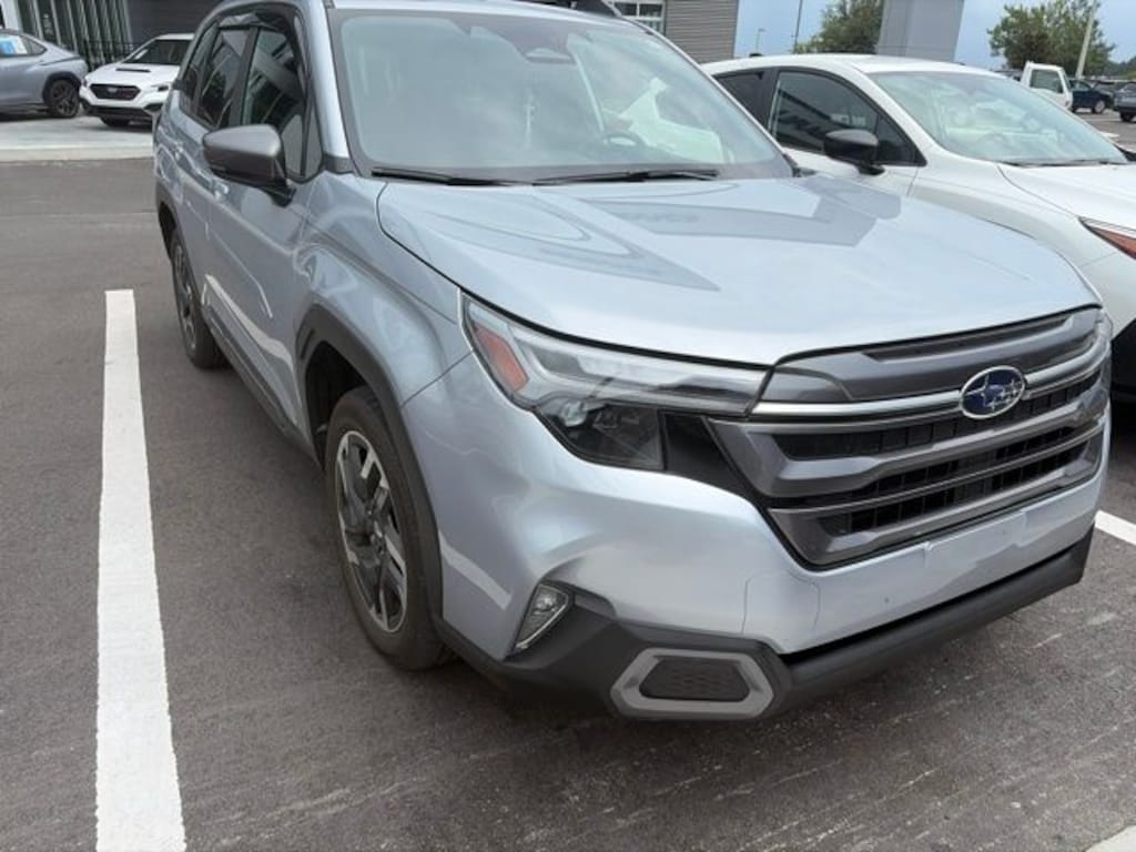 Used 2025 Subaru Forester Limited SUV
