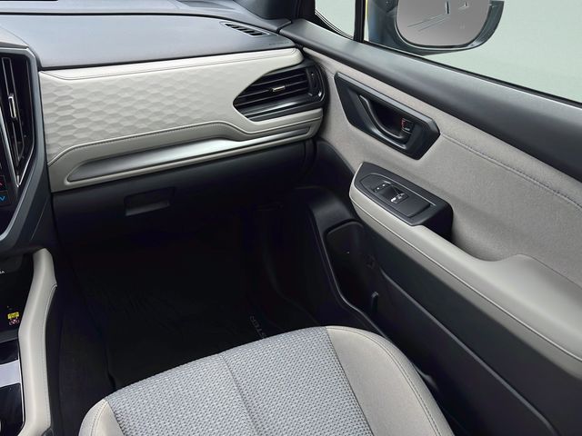 2025 Subaru Forester Premium - Photo 14