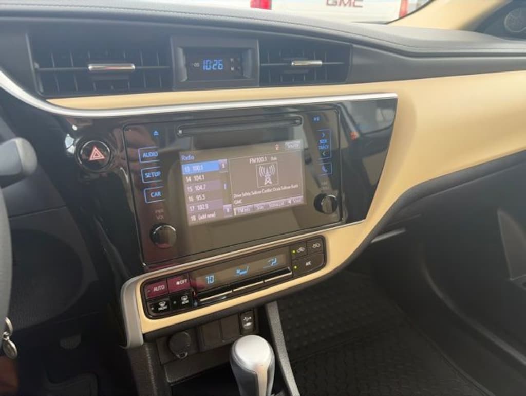 Used 2018 Toyota Corolla LE Sedan