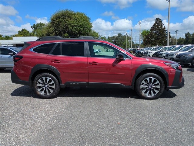 2025 Subaru Outback Limited XT photo 3